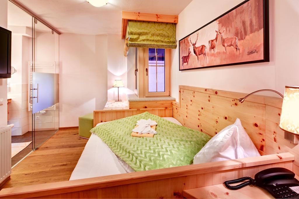 Biohotel Castello Koenigsleiten Konigsleiten Pokój zdjęcie